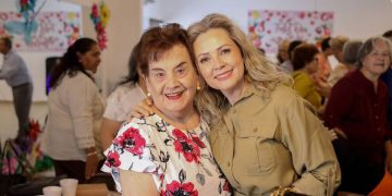 Celebran el Día de las Madres en el Centro Comunitario para el Adulto Mayor de Caborca