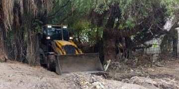 Avanza Gobierno Municipal con limpieza y desazolve de canales y arroyos en Hermosillo