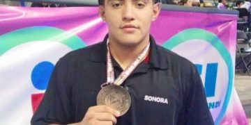 Consolida alumno de Cobach Sonora brillante trayectoria en lucha olímpica con cuatro medallas de oro
