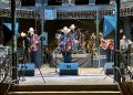 En Cananea la presidenta Esmeralda Gonzáles arranca con éxito, los miércoles de serenatas.