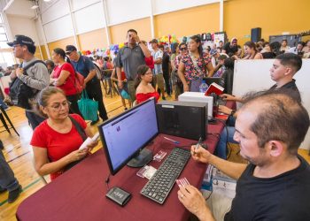 Concluye con éxito Bazar Escolar 2026; miles de familias sonorenses accedieron a descuentos y servicios gratuitos