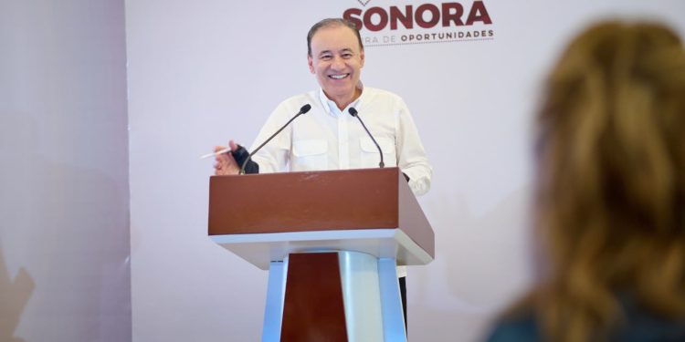 Gobernador Durazo acelera modernización del malecón de Guaymas; obra alcanza 35% de avance