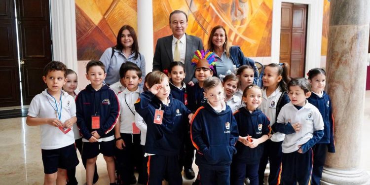 Gobernador Durazo da a conocer calendario escolar 2026-2027; regreso a clases será el 31 de agosto